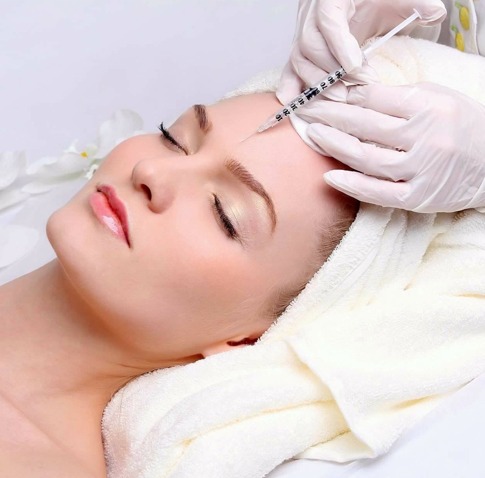 Filler treatment in Hazratganj Lucknow